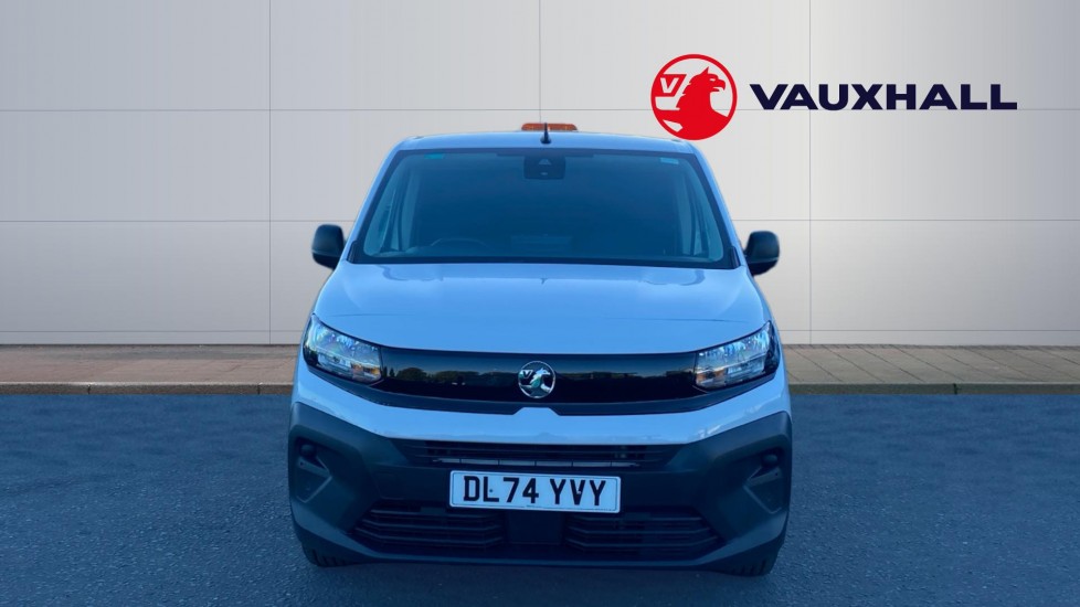Vauxhall Combo Cargo Combo Diesel 1.5 Turbo D 100ps Prime H1 Van - Image 10