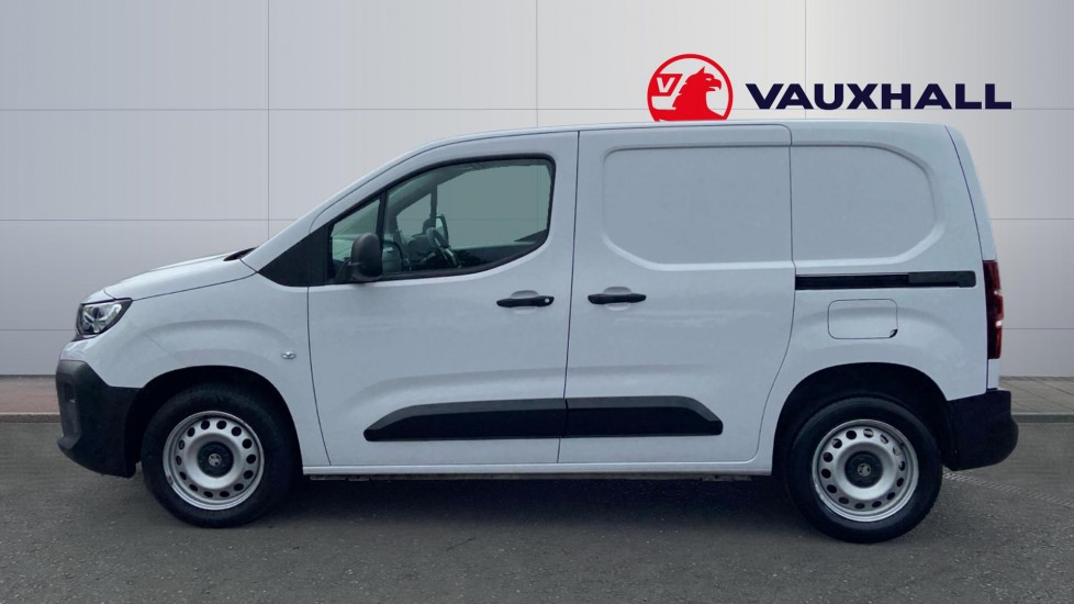Vauxhall Combo Cargo Combo Diesel 1.5 Turbo D 100ps Prime H1 Van - Image 6