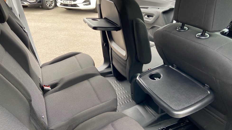 Vauxhall Combo Cargo Combo Xl Diesel 1.5 Turbo D 100ps Prime H1 Crew Van - Image 38