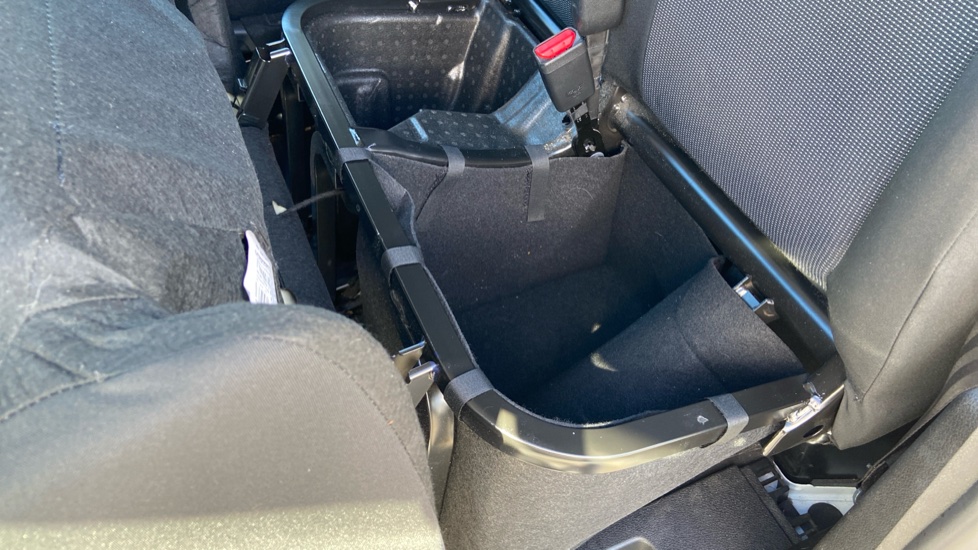 Peugeot Expert L2 Diesel 1.5 BlueHDi 120 Professional Van - Image 26