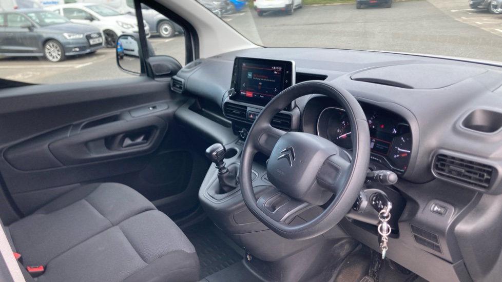 Citroen Berlingo M Petrol 1.2 PureTech 1000Kg Enterprise Ed 110ps 6 Spd S/S - Image 8