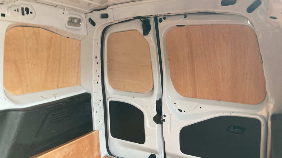Citroen Berlingo M Petrol 1.2 PureTech 1000Kg Enterprise Ed 110ps 6 Spd S/S - Image 15
