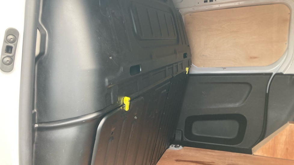 Citroen Berlingo M Petrol 1.2 PureTech 1000Kg Enterprise Ed 110ps 6 Spd S/S - Image 18