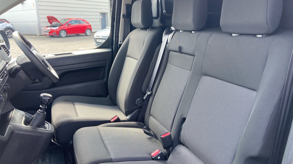 Vauxhall Vivaro L2 Diesel 2.0 Turbo D 145 Pro H1 Van - Image 2