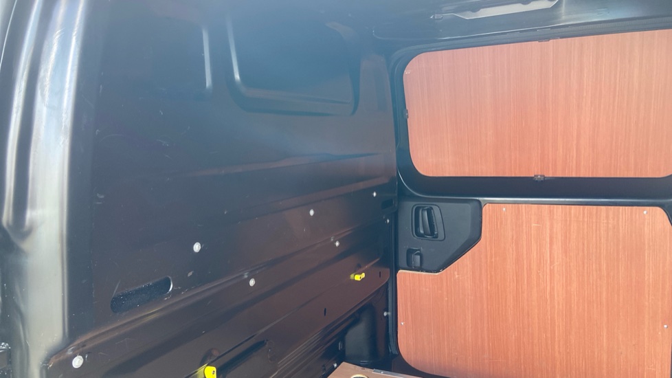 Vauxhall Vivaro L2 Diesel 2.0 Turbo D 145 Pro H1 Van - Image 19