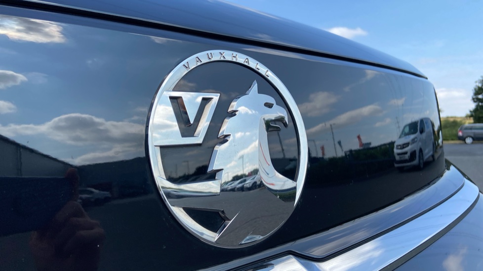 Vauxhall Vivaro L2 Diesel 2.0 Turbo D 145 Pro H1 Van - Image 22