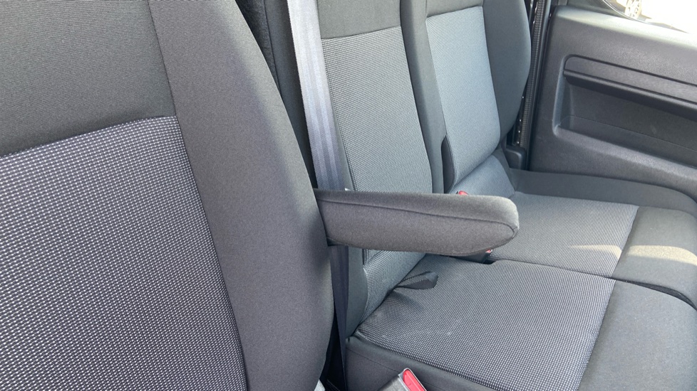 Vauxhall Vivaro L2 Diesel 2.0 Turbo D 145 Pro H1 Van - Image 36