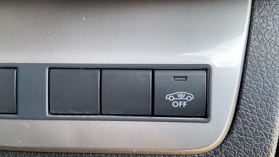 Vauxhall Vivaro L2 Diesel 2.0 Turbo D 145 Pro H1 Van - Image 38