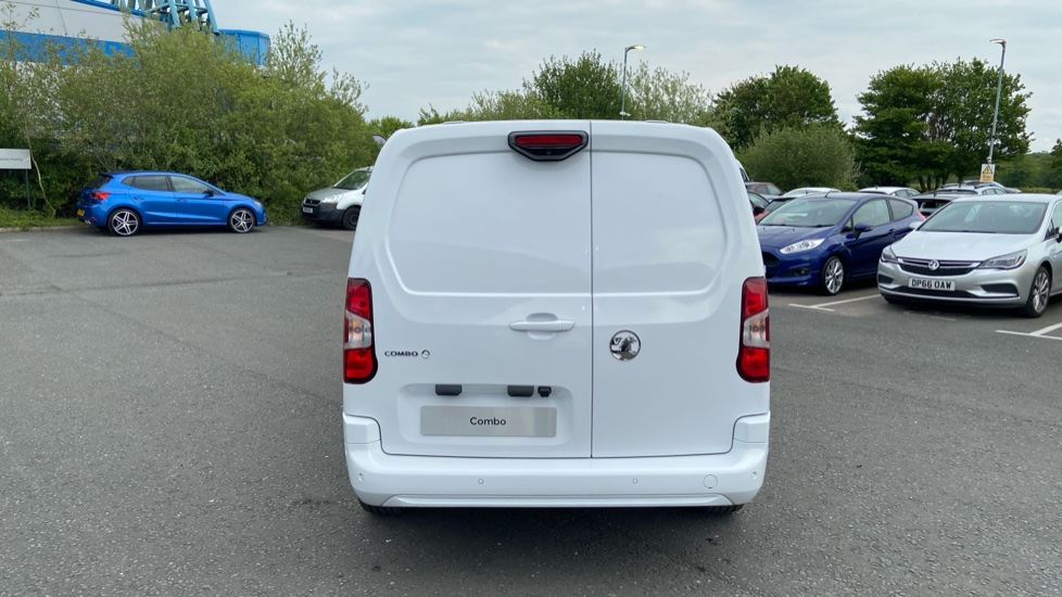 Vauxhall Combo Cargo Combo Xl Electric 100kW Pro 52kWh H1 Van Auto - Image 13