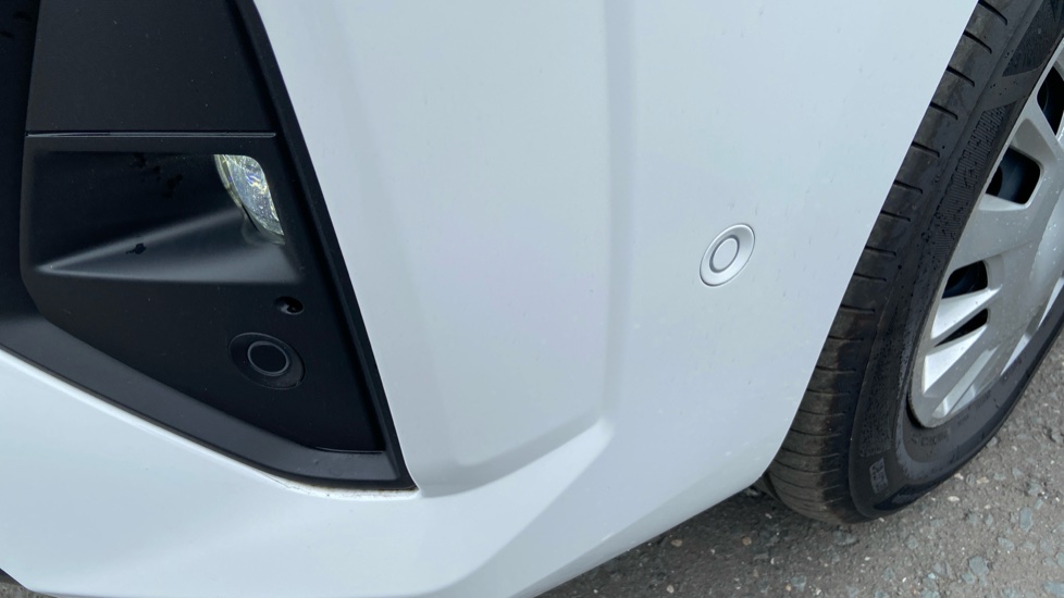Vauxhall Combo Cargo Combo Xl Electric 100kW Pro 52kWh H1 Van Auto - Image 26