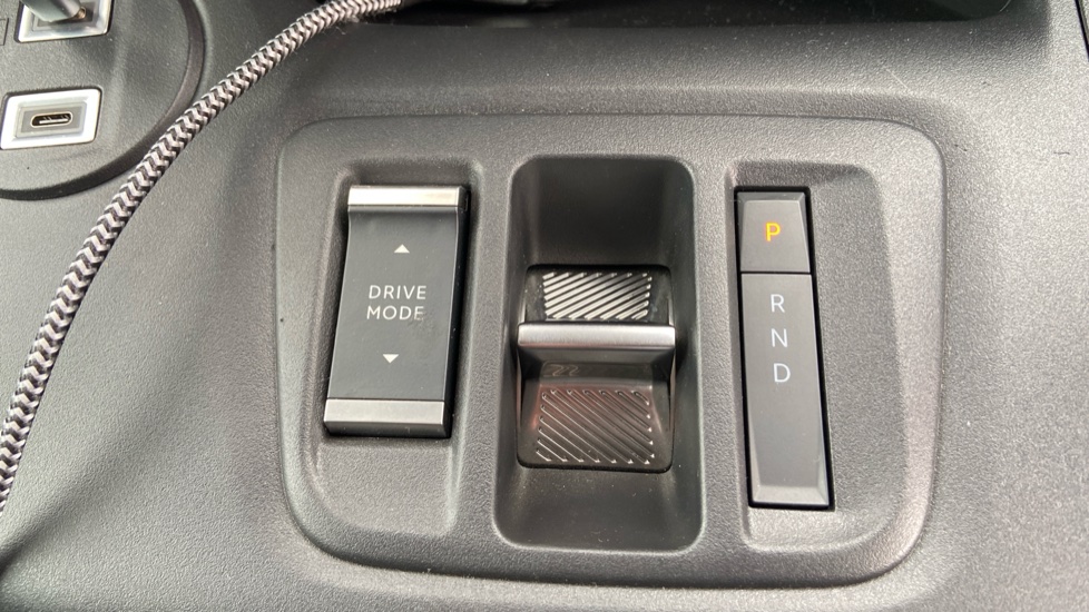 Vauxhall Combo Cargo Combo Xl Electric 100kW Pro 52kWh H1 Van Auto - Image 57