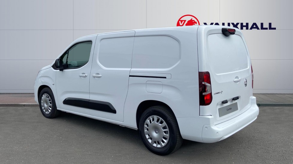 Vauxhall Combo Cargo Combo Xl Electric 100kW Pro 52kWh H1 Van Auto - Image 4