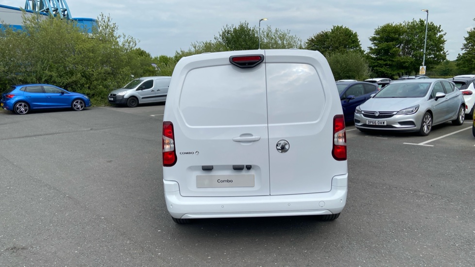 Vauxhall Combo Cargo Combo Xl Electric 100kW Pro 52kWh H1 Van Auto - Image 13