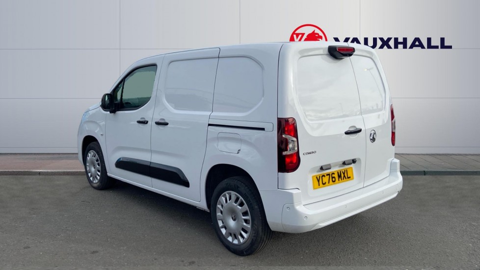 Vauxhall Combo Cargo Combo Diesel 1.5 Turbo D 100ps Pro H1 Van - Image 2