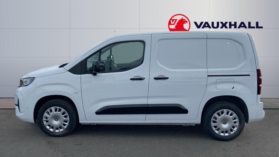 Vauxhall Combo Cargo Combo Diesel 1.5 Turbo D 100ps Pro H1 Van - Image 4