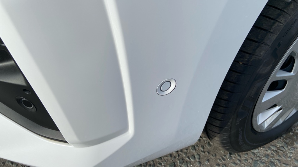 Vauxhall Combo Cargo Combo Diesel 1.5 Turbo D 100ps Pro H1 Van - Image 25