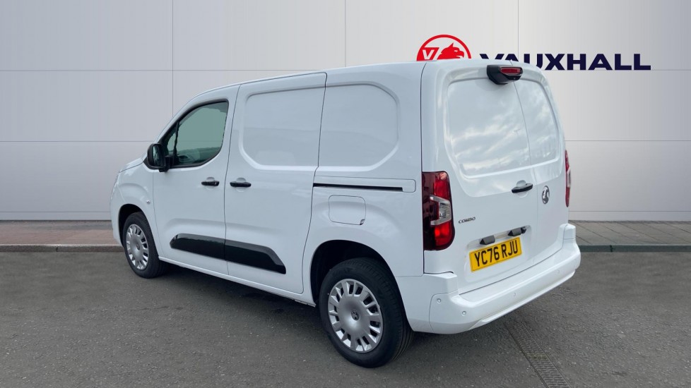 Vauxhall Combo Cargo Combo Diesel 1.5 Turbo D 100ps Pro H1 Van - Image 2