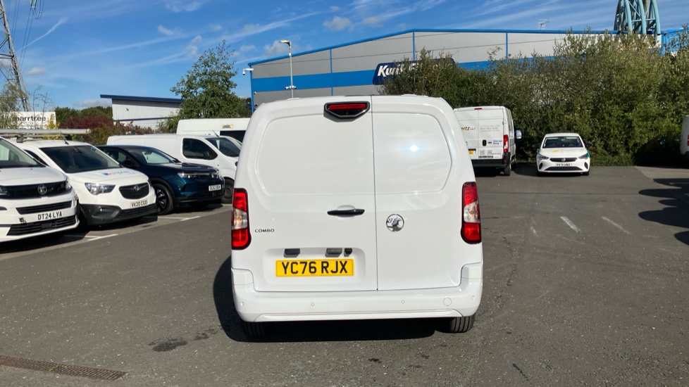 Vauxhall Combo Cargo Combo Xl Diesel 1.5 Turbo D 100ps Pro H1 Van - Image 11