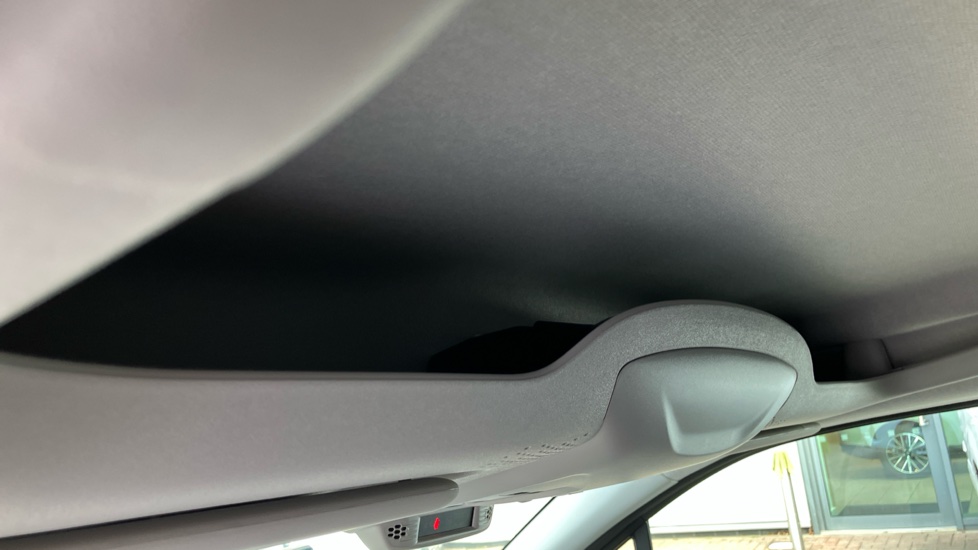 Vauxhall Combo Cargo Combo Xl Diesel 1.5 Turbo D 100ps Pro H1 Van - Image 37