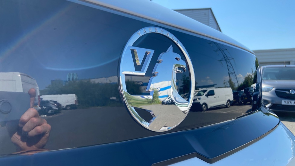 Vauxhall Vivaro L1 Diesel 1.5 Turbo D 120 Pro H1 Van - Image 26