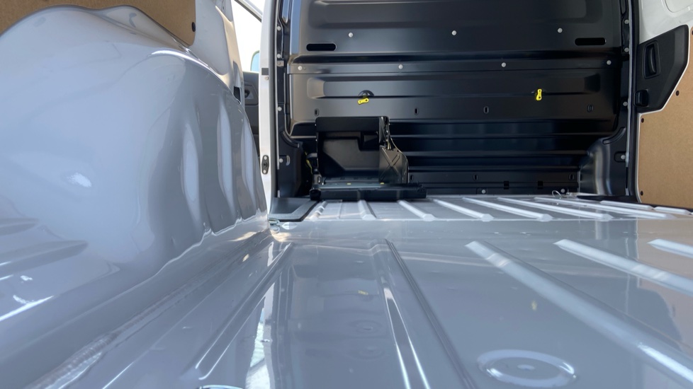 Vauxhall Vivaro L2 Diesel 1.5 Turbo D 120 Pro H1 Van - Image 31