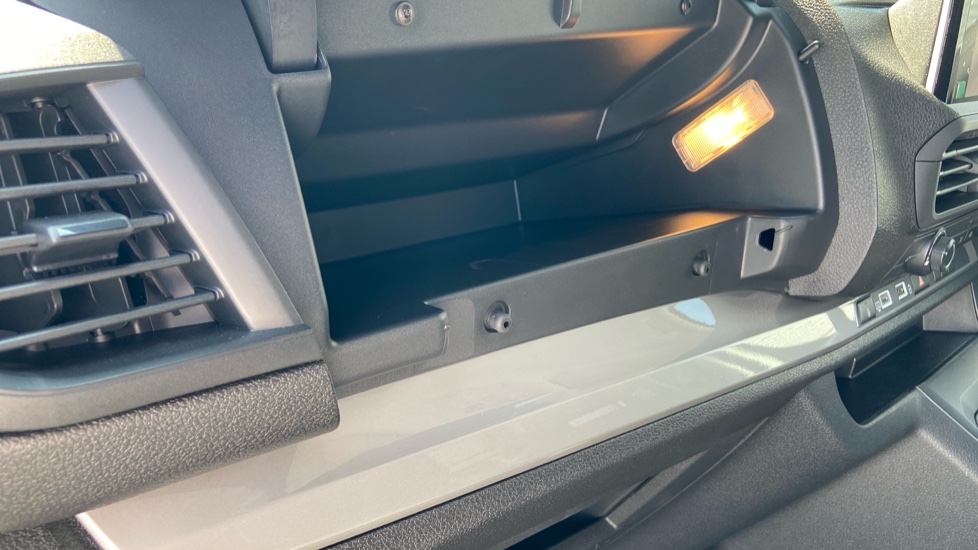 Vauxhall Vivaro L2 Diesel 1.5 Turbo D 120 Pro H1 Van - Image 36