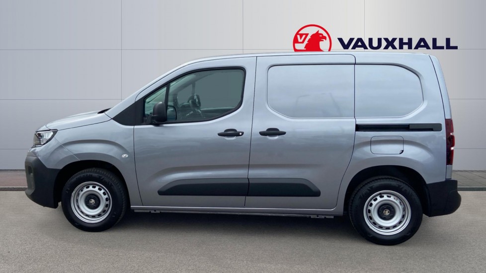 Vauxhall Combo Cargo Combo Diesel 1.5 Turbo D 100 Prime+ H1 Van [Reduced Payload] - Image 4