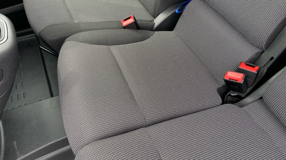 Vauxhall Combo Cargo Combo Diesel 1.5 Turbo D 100 Prime+ H1 Van [Reduced Payload] - Image 28