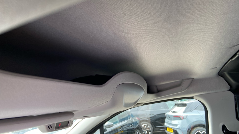 Vauxhall Combo Cargo Combo Diesel 1.5 Turbo D 100 Prime+ H1 Van [Reduced Payload] - Image 32