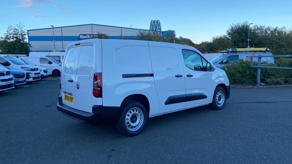 Vauxhall Combo Cargo Combo Xl Diesel 1.5 Turbo D 100ps Prime Plus H1 Van - Image 10