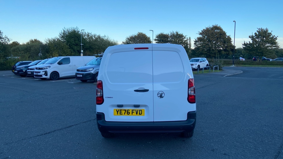 Vauxhall Combo Cargo Combo Xl Diesel 1.5 Turbo D 100ps Prime Plus H1 Van - Image 11