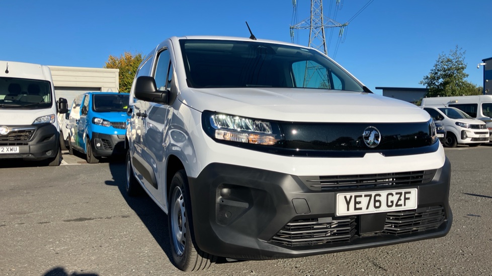 Vauxhall Combo Cargo Combo Xl Diesel 1.5 Turbo D 100ps Prime Plus H1 Van - Image 23