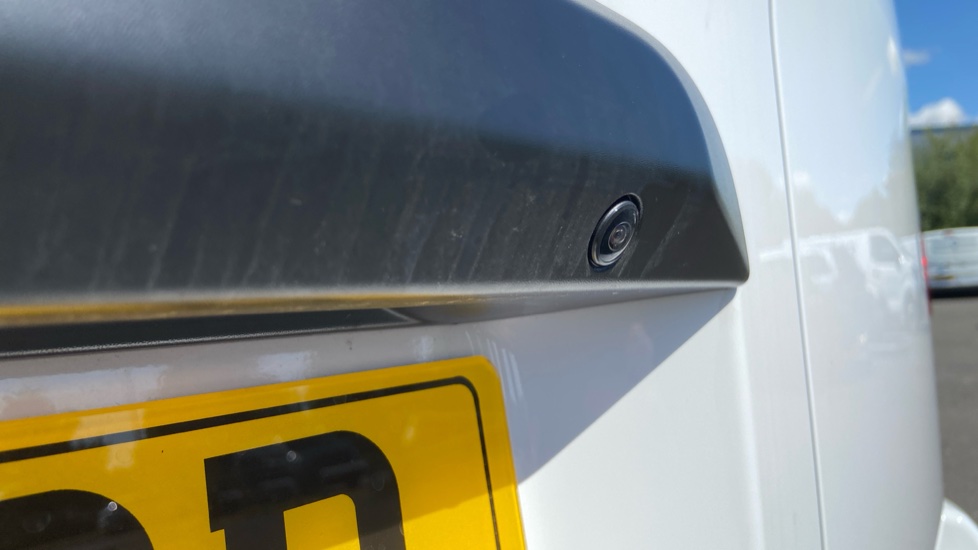 Vauxhall Vivaro L1 Diesel 2.0 Turbo D 145 Pro H1 Van - Image 29