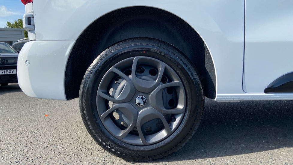 Vauxhall Vivaro L1 Diesel 2.0 Turbo D 145 Pro H1 Van - Image 19