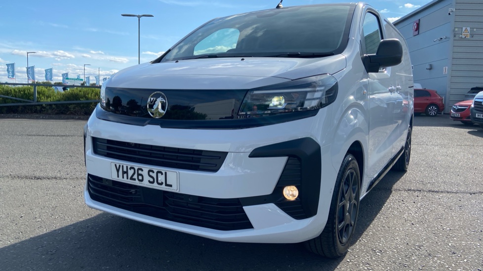 Vauxhall Vivaro L1 Diesel 2.0 Turbo D 145 Pro H1 Van - Image 25