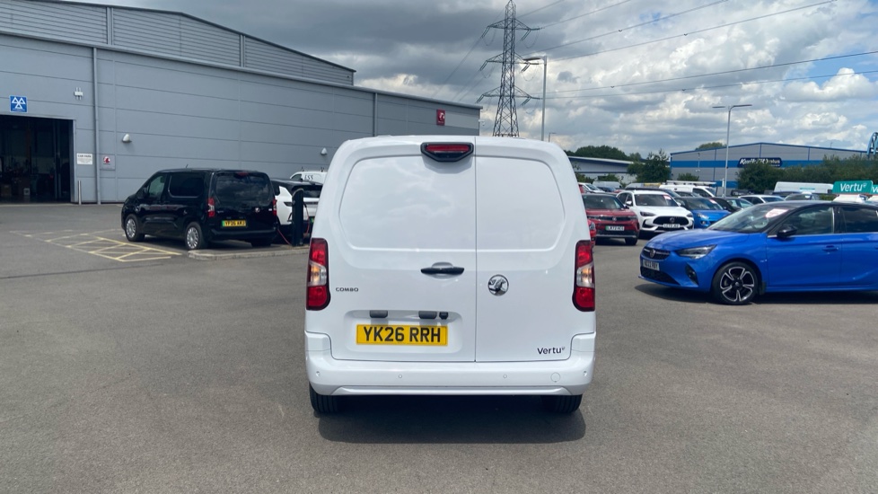 Vauxhall Combo Cargo Combo Xl Diesel 1.5 Turbo D 100ps Pro H1 Van - Image 11