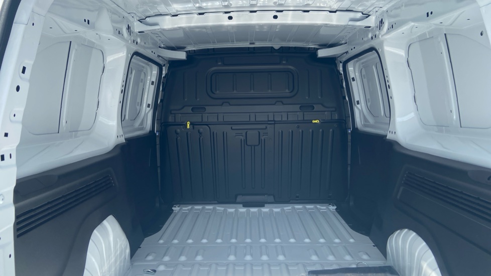 Vauxhall Combo Cargo Combo Xl Diesel 1.5 Turbo D 100ps Pro H1 Van - Image 12