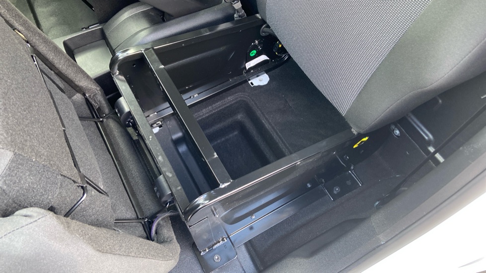 Citroen Berlingo Xl Diesel 1.5 BlueHDi 950Kg Enterprise Ed 130ps EAT8 [S/S] - Image 29