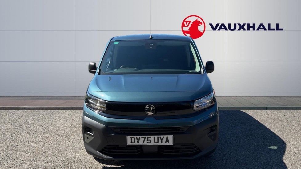 Vauxhall Combo Cargo Combo Diesel 1.5 Turbo D 100ps Prime Plus H1 Van - Image 8