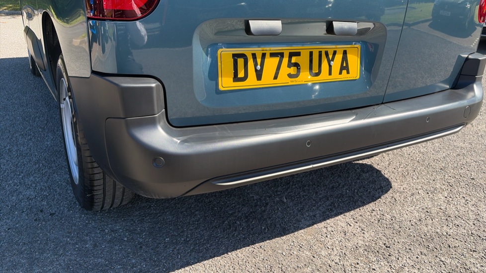 Vauxhall Combo Cargo Combo Diesel 1.5 Turbo D 100ps Prime Plus H1 Van - Image 27