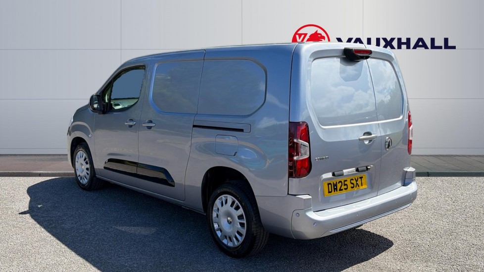 Vauxhall Combo Cargo Combo Xl Diesel 1.5 Turbo D 100ps Pro H1 Van - Image 2