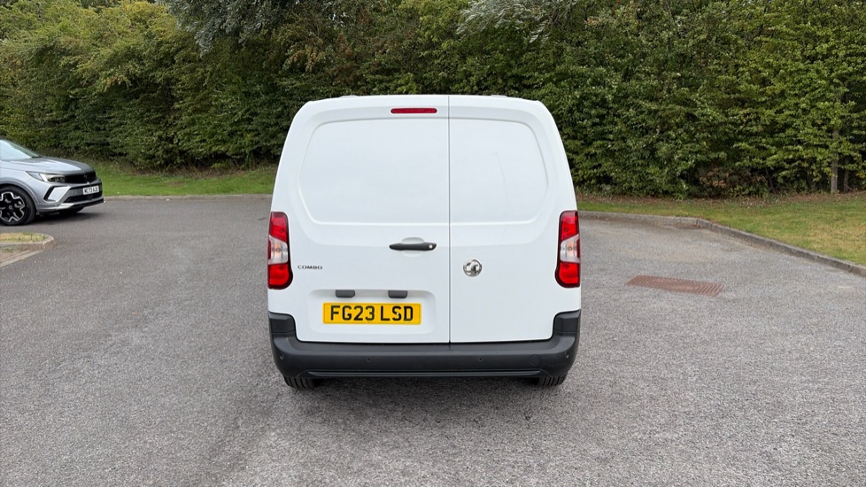 Vauxhall Combo Cargo Combo L2 Diesel 2300 1.5 Turbo D 100ps H1 Prime Van - Image 11