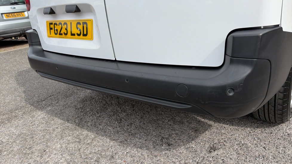 Vauxhall Combo Cargo Combo L2 Diesel 2300 1.5 Turbo D 100ps H1 Prime Van - Image 27