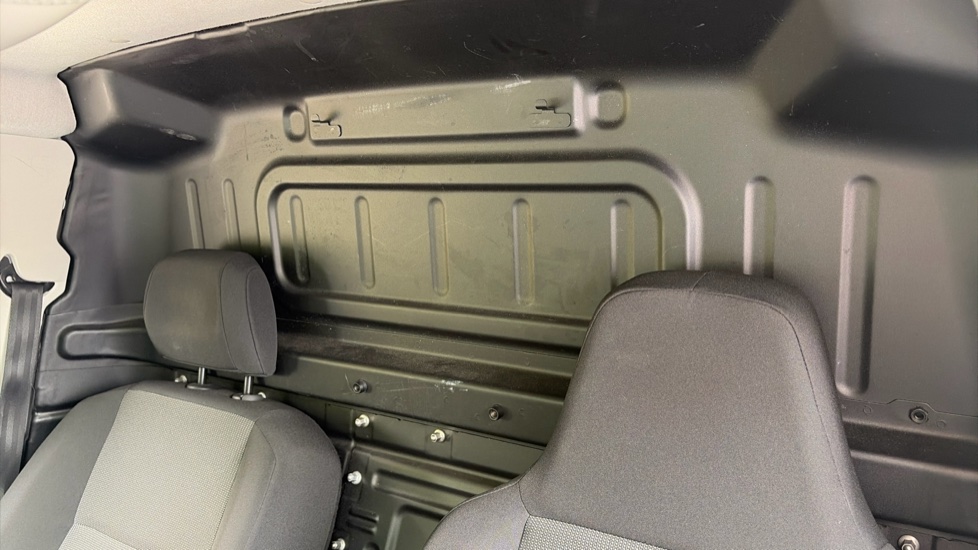Vauxhall Combo Cargo Combo L2 Diesel 2300 1.5 Turbo D 100ps H1 Prime Van - Image 37
