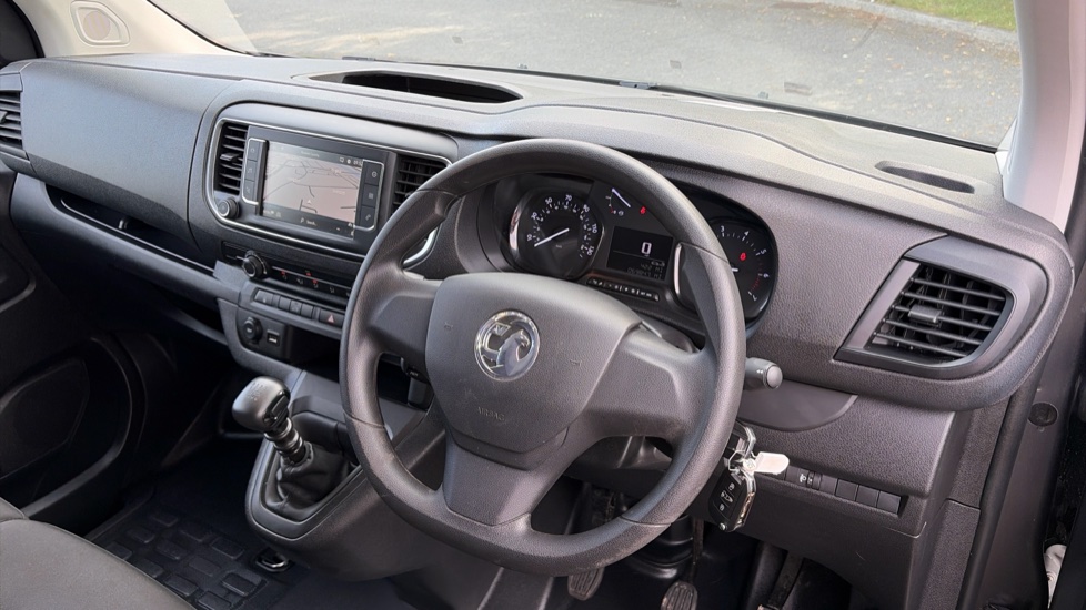 Vauxhall Vivaro L1 Diesel 3100 2.0d 145PS Pro H1 Van - Image 16