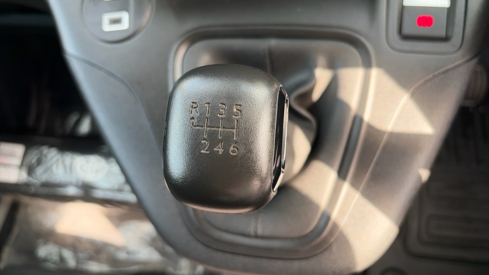 Toyota Proace City L1 Diesel 1.5D 100 Active Van - Image 22