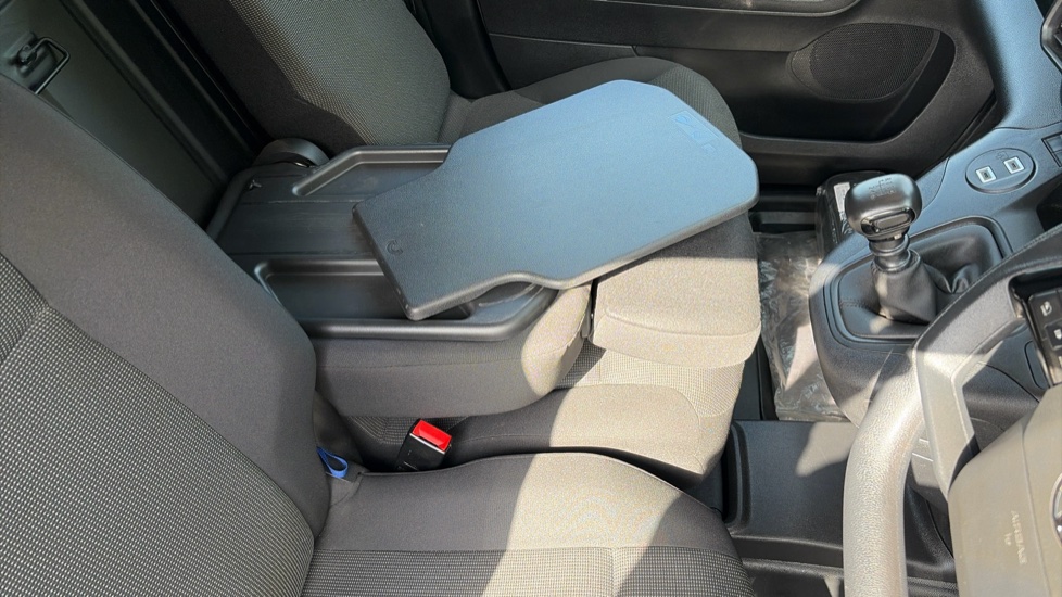Toyota Proace City L1 Diesel 1.5D 100 Active Van - Image 29