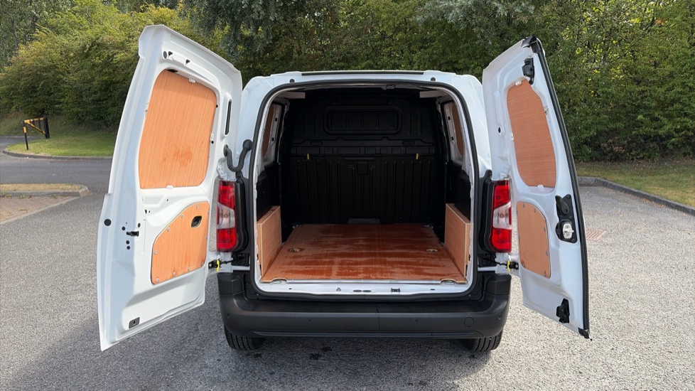Toyota Proace City L1 Diesel 1.5D 100 Active Van - Image 3