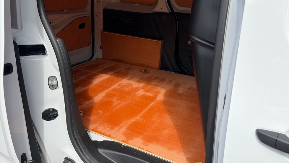 Toyota Proace City L1 Diesel 1.5D 100 Active Van - Image 5