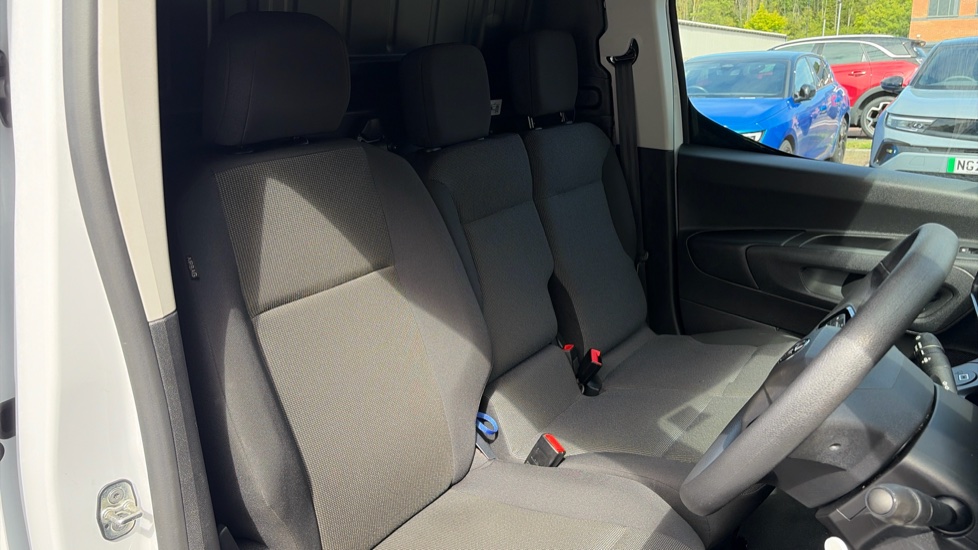 Toyota Proace City L1 Diesel 1.5D 100 Active Van - Image 6